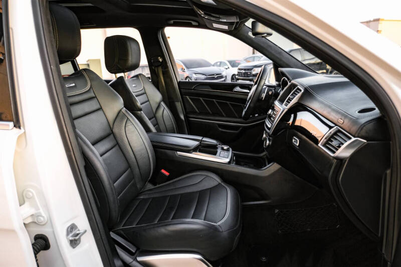 2015 Mercedes-Benz GL-Class GL 63 AMG