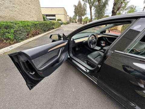 2021 Tesla Model 3 Standard Range Plus