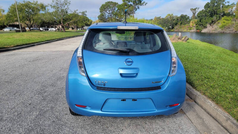 2013 Nissan LEAF SV