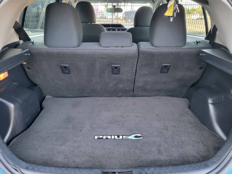 2013 Toyota Prius c Two