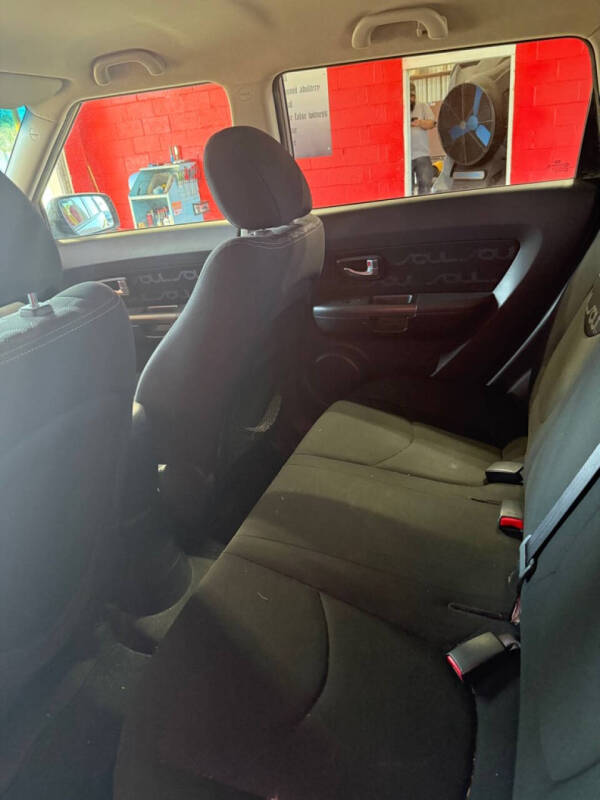2012 Kia Soul +
