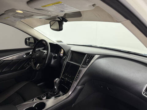 2016 Infiniti Q50 3.0T Premium