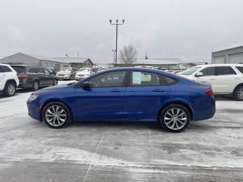 2016 Chrysler 200 S