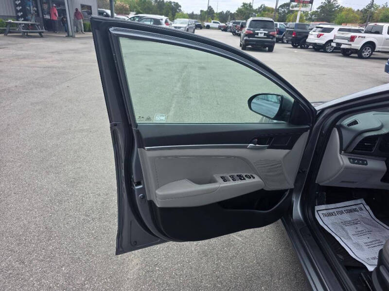 2019 Hyundai Elantra