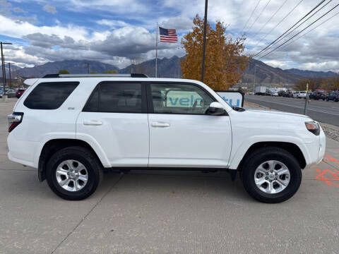 2024 Toyota 4Runner SR5