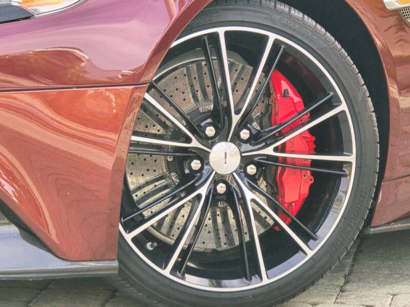 2014 Aston Martin Vanquish