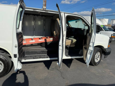 2017 GMC Savana 2500