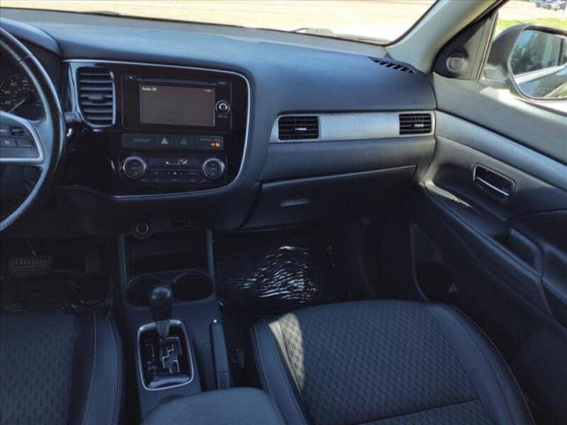 2015 Mitsubishi Outlander