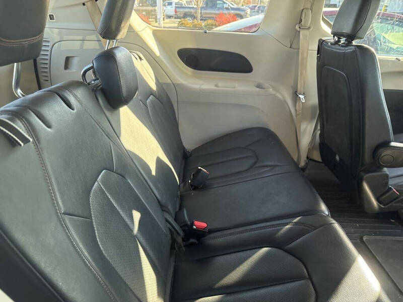 2018 Chrysler Pacifica Touring L Plus