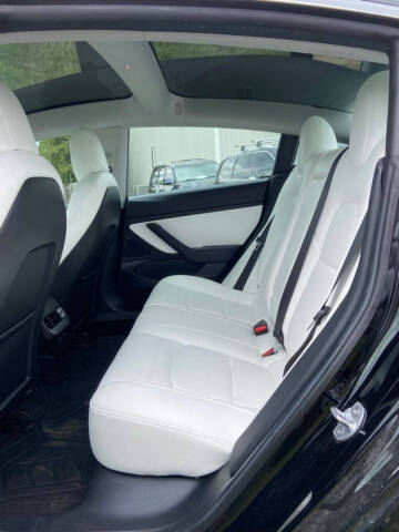 2020 Tesla Model 3 Standard Range Plus
