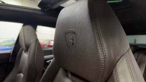 2020 Lamborghini Urus