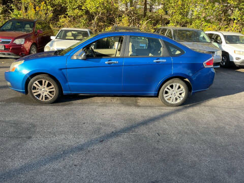 2011 Ford Focus for sale at CHRIS AUTO SALES in Cincinnati OH