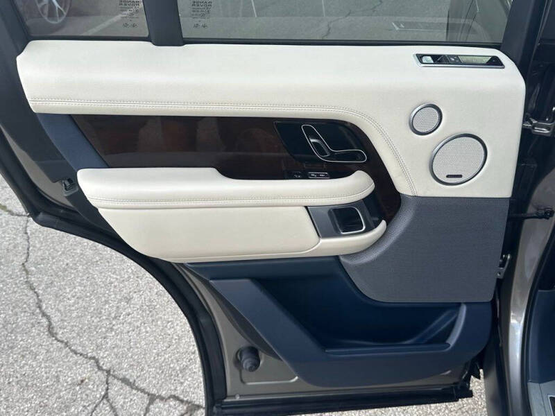 2020 Land Rover Range Rover P525 HSE