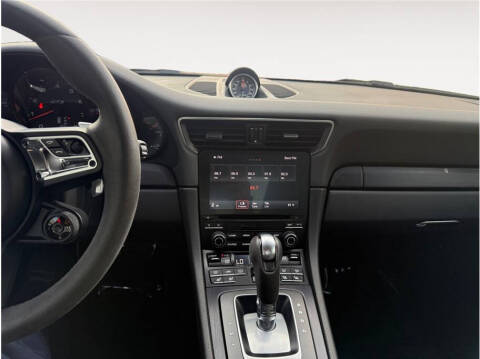 2017 Porsche 911 Carrera S