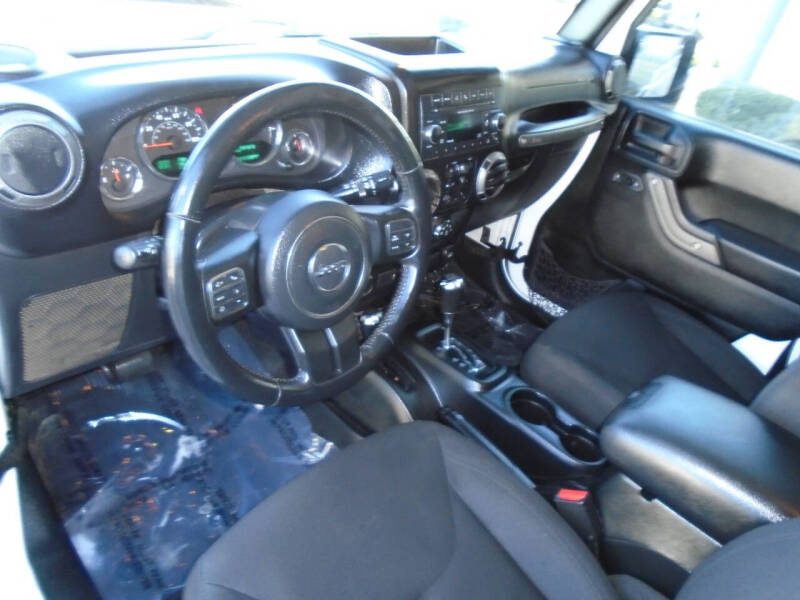 2016 Jeep Wrangler Unlimited Sport