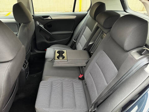 2014 Volkswagen Golf 2.5L PZEV