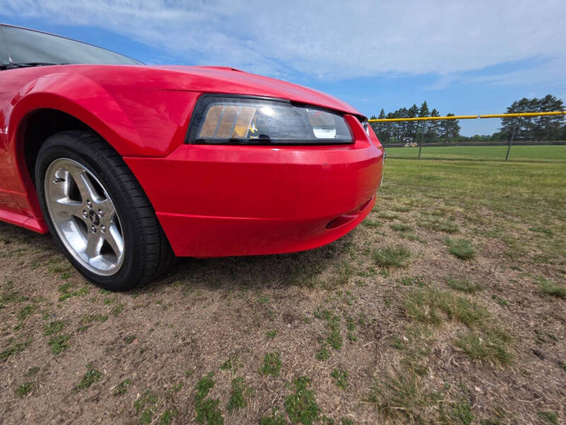 2004 Ford Mustang GT Deluxe