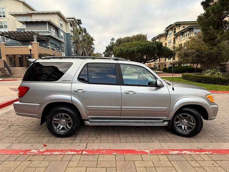 2004 Toyota Sequoia Limited