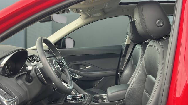 2022 Jaguar E-PACE P250 SE