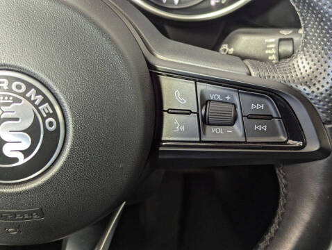 2021 Alfa Romeo Giulia Ti