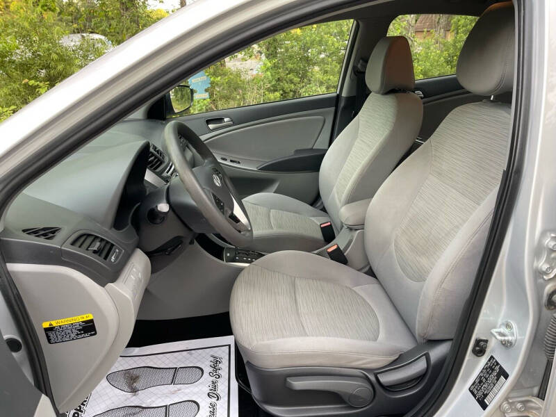 2016 Hyundai Accent SE