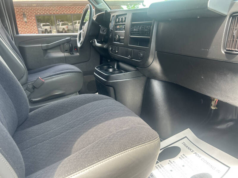 2019 GMC Savana 2500