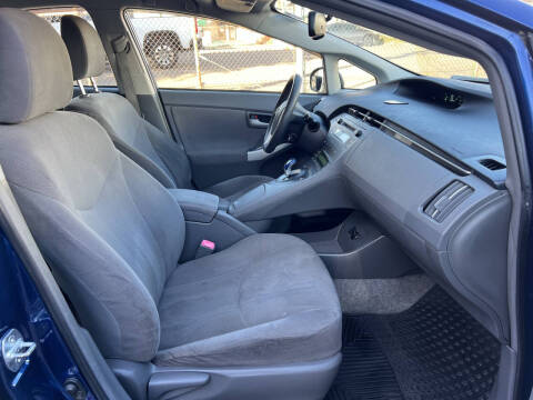 2011 Toyota Prius Three