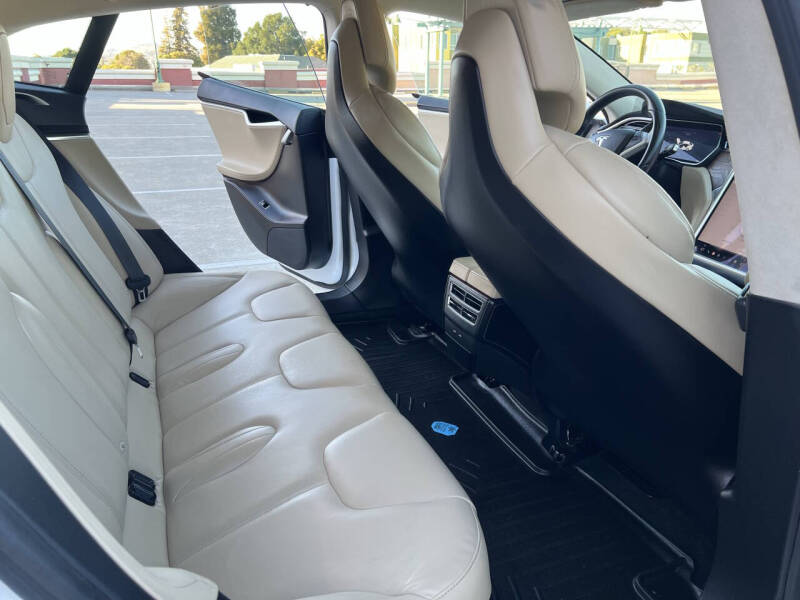 2017 Tesla Model S 75D
