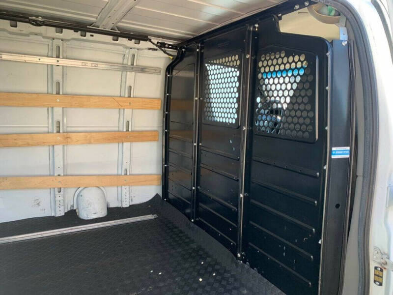 2018 Chevrolet Express 2500