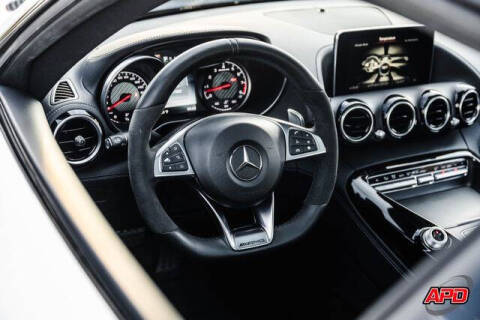 2017 Mercedes-Benz AMG GT