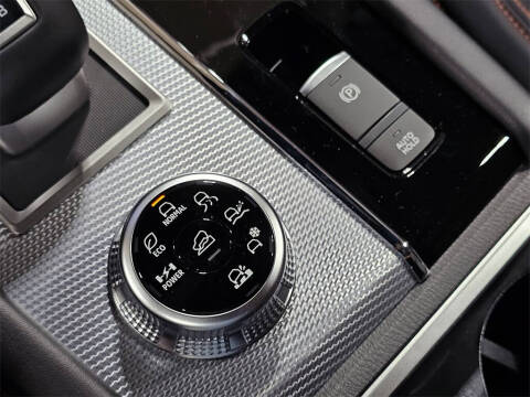 2025 Mitsubishi Outlander PHEV