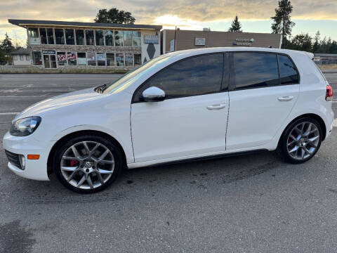 2014 Volkswagen GTI Wolfsburg Edition PZEV