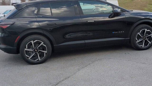 2026 Chevrolet Equinox EV LT 1