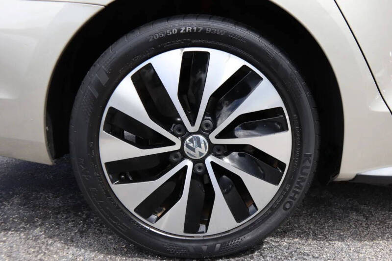 2013 Volkswagen Jetta Hybrid SEL Premium