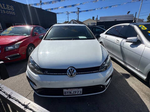 2019 Volkswagen Golf R 4Motion