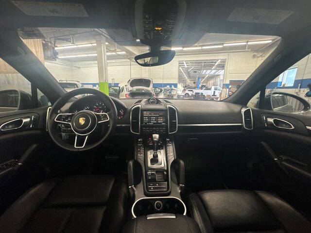 2016 Porsche Cayenne