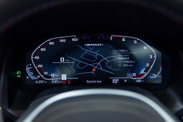 2025 BMW 8 Series M850i xDrive