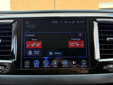2017 Chrysler Pacifica Touring-L Plus