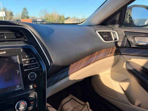 2016 Nissan Maxima Platinum