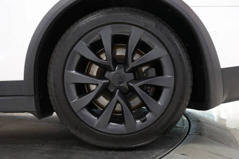 2022 Tesla Model X Plaid