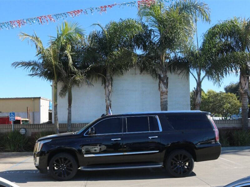 2016 Cadillac Escalade ESV Luxury Collection