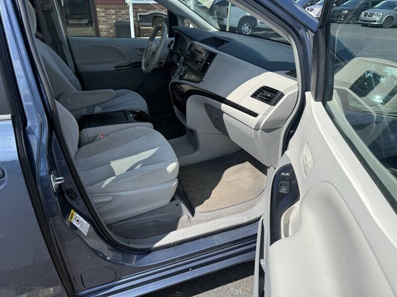 2014 Toyota Sienna