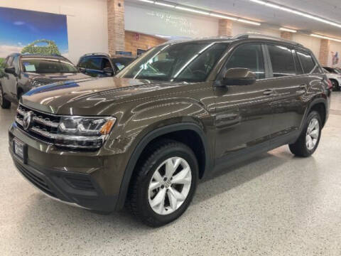 2019 Volkswagen Atlas for sale at Dixie Imports in Fairfield OH