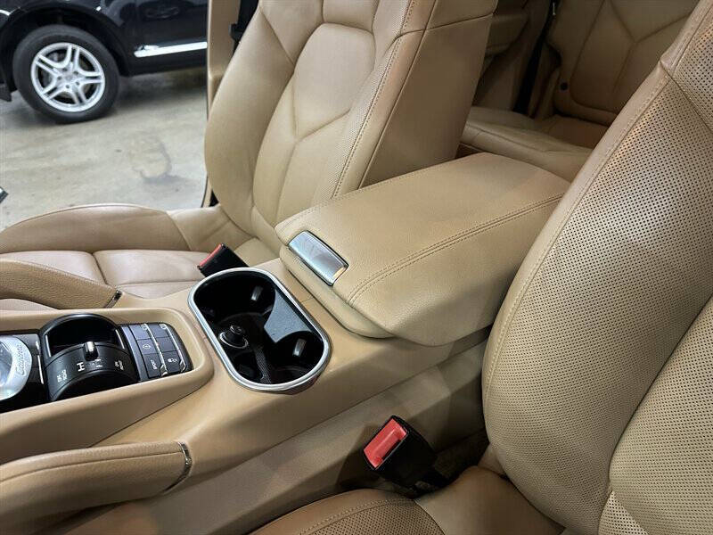 2014 Porsche Cayenne