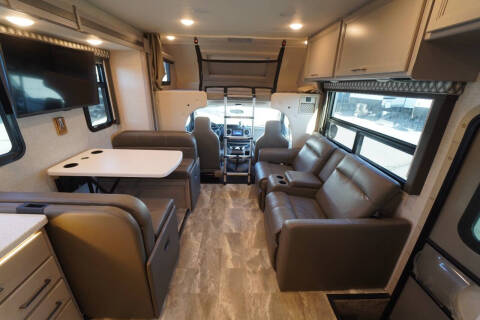 2023 Thor Motor Coach Quantum