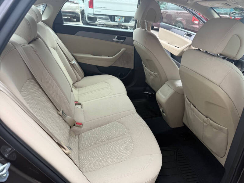 2016 Hyundai Sonata SE