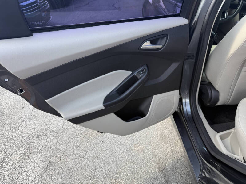 2016 Ford Focus SE