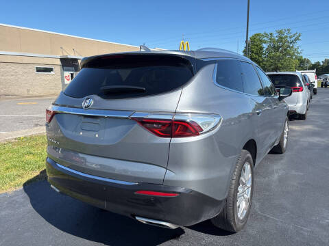 2023 Buick Enclave Essence