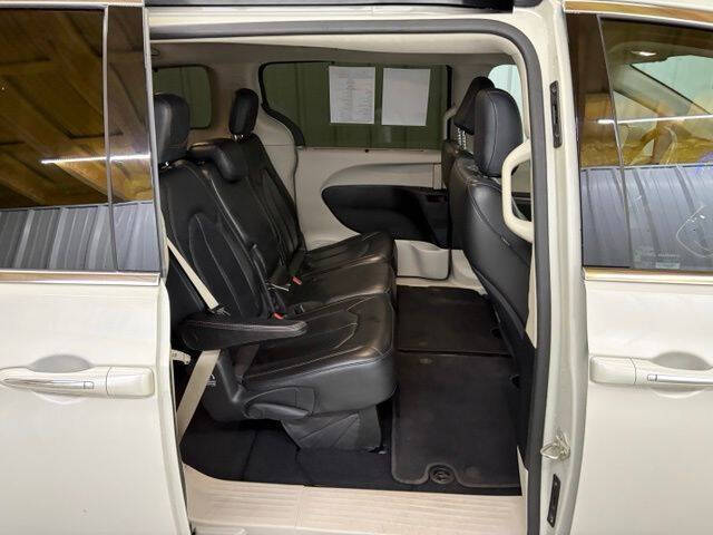 2019 Chrysler Pacifica Touring L