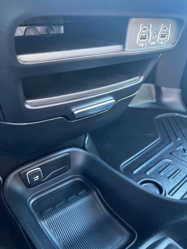 2024 Chrysler Pacifica Touring